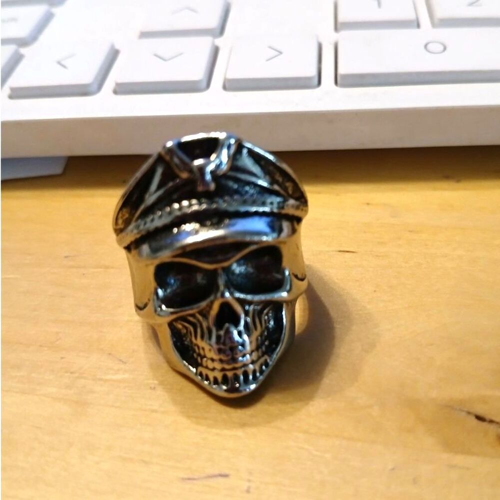 Silver-toned Skull Ring Slightly Adjustable Size 9